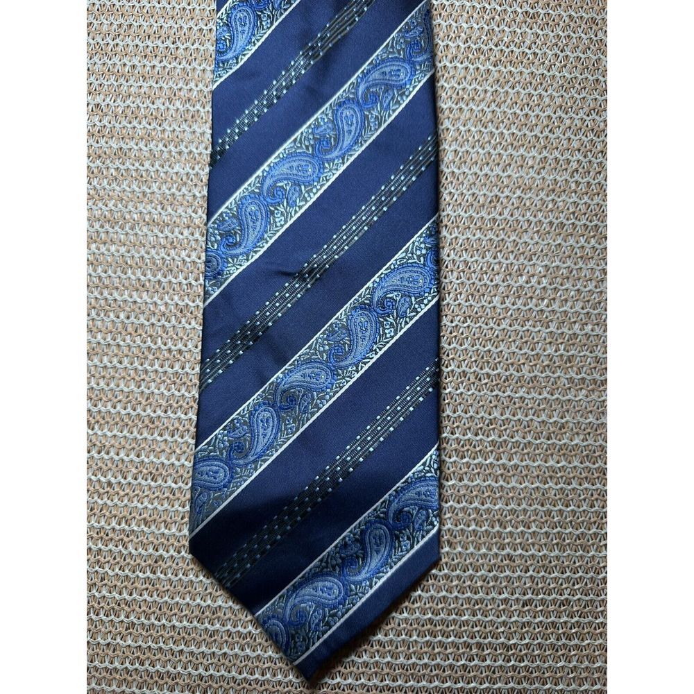 Daniel‎ Ellissa Blue 100% Polyester Men's Neck Tie Made In China
